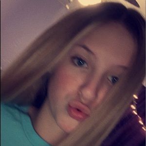 Meet your Posher, Avery